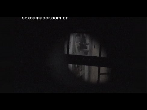 ❤️ Blondie gets secretly videotaped by a neighborhood voyeur hidden behind hollow bricks ❌ Sluts at us